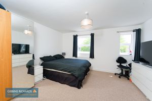 Bedroom- click for photo gallery